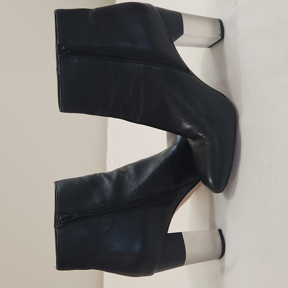 Enzo Angiolini Hadie Black Booties With Frosted Lucite Heels. Size 9 - Picture 1 of 12